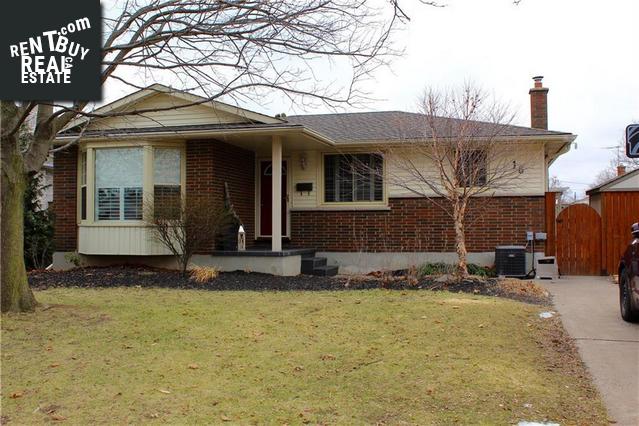 Property 16 Sheridan Drive main img