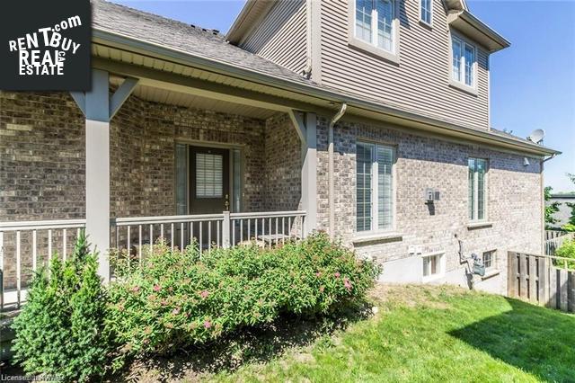 Property 232 Chestnut Hill Crescent main img
