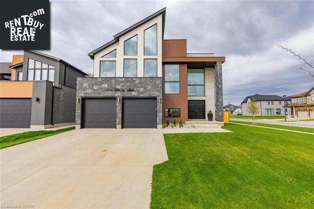 Property 1876 Dewar Place main img