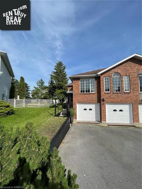 Property 1371 Brackenwood Crescent main img