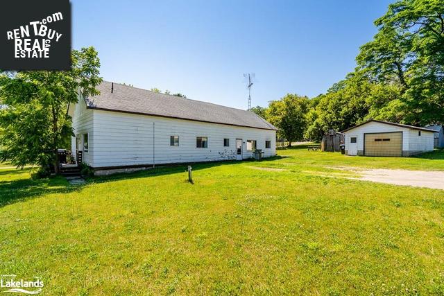 Property 332 Champlain Road main img