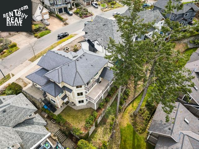 Property 2122 Nicklaus Dr img1