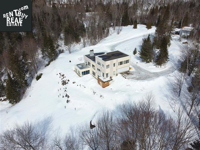 Property 2279-2289 Ch. De Val-Royal main img
