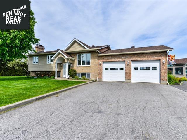 Property 1300 Ch. Du Fer-A-Cheval main img