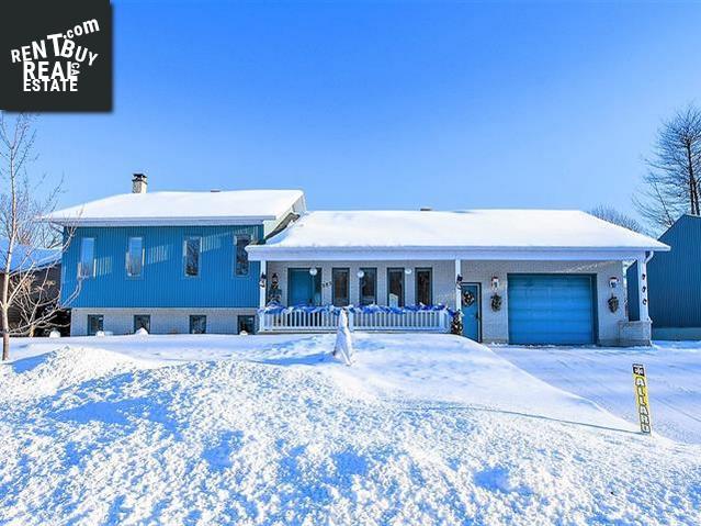 Property 385 Rue De Monseigneur-Lafortune main img