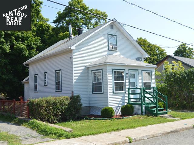 Property 252 Rue Mountain main img