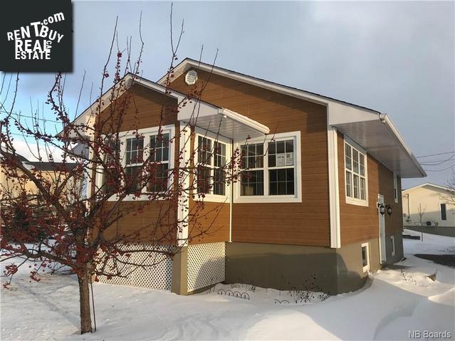 Property 120 Rue De College main img