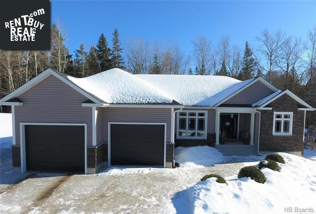 Property 260 Lakeside Road main img