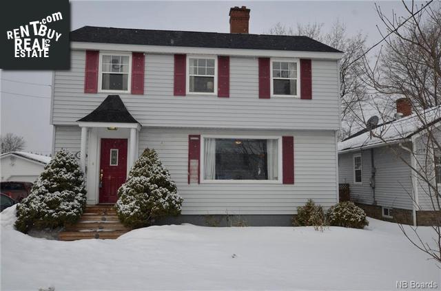 Property 253 Gibson Street main img