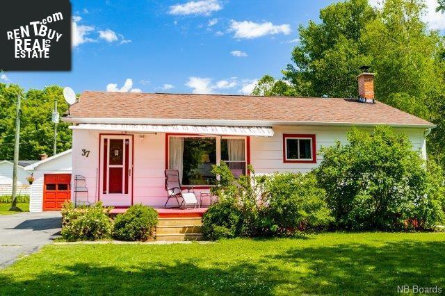 Property 37 Carol Avenue main img