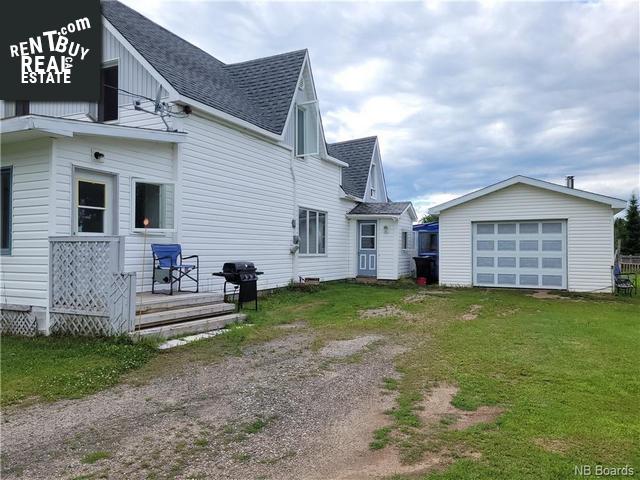 Property 2672 Sainte-Anne Road main img