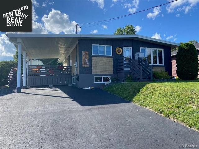 Property 24 49e Avenue main img