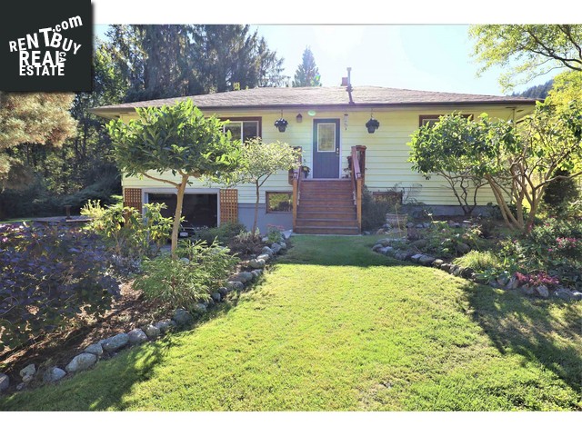 Property 1803 Port Mellon Highway img1