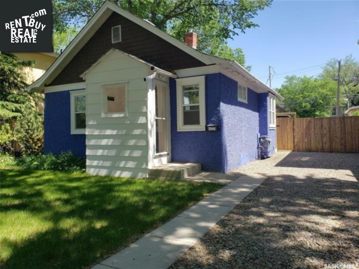 Property 926 6th Ave N main img
