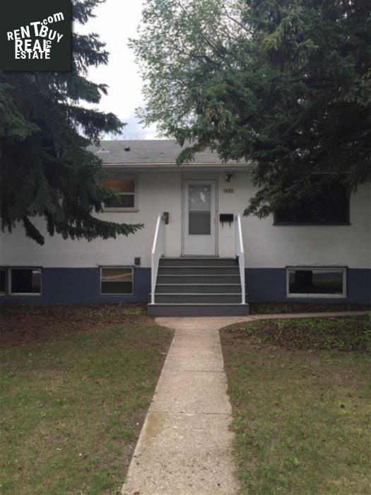 Property 1422 11th St E main img