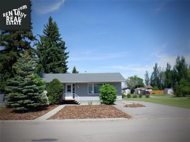 Property 461 6th Ave E main img