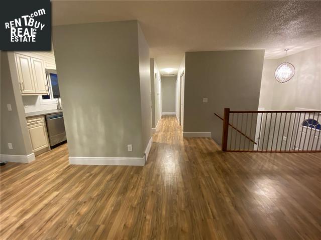Property 1527 Junor Ave main img