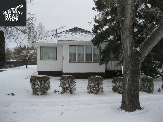 Property 204 2nd Ave E main img