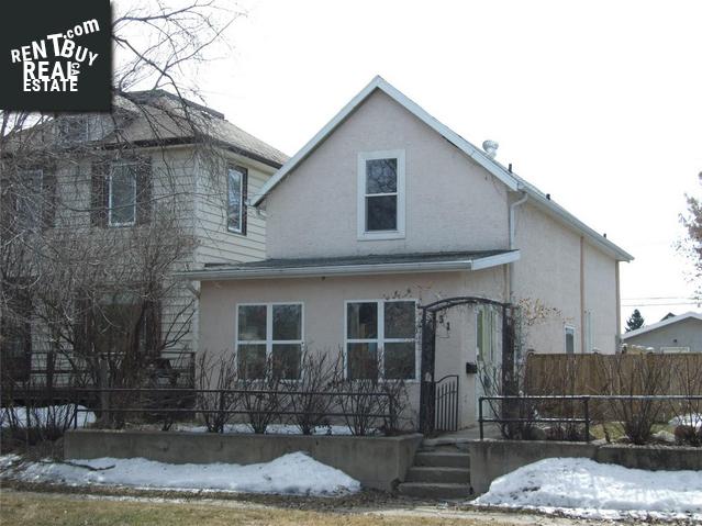 Property 331 9th St E main img