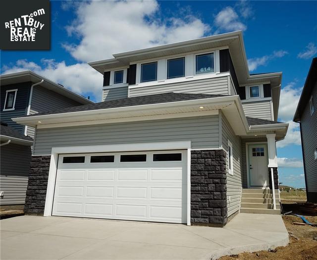 Property 602 Mcfaull Cres main img