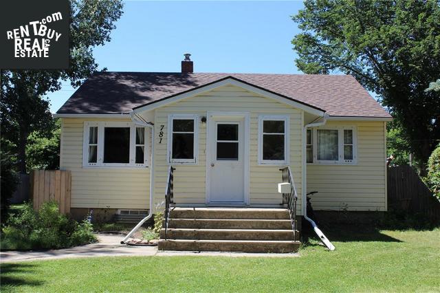 Property 781 1st St E main img