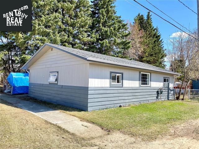 Property 106 1st Ave main img