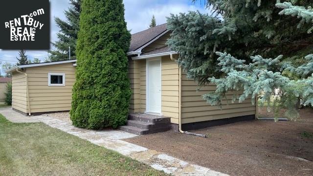 Property 365 6th Ave W main img