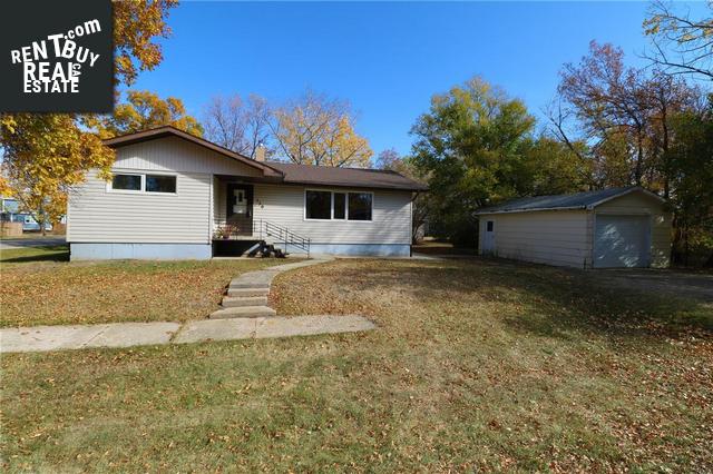 Property 130 5th St main img