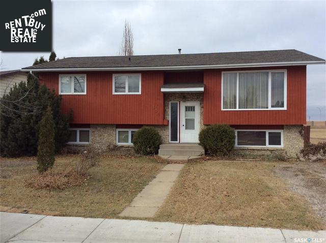 Property 154 Delayen Cres main img