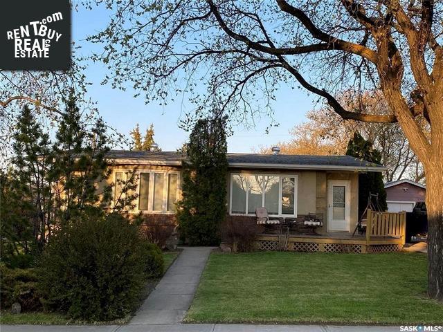Property 405 7th Ave Se main img