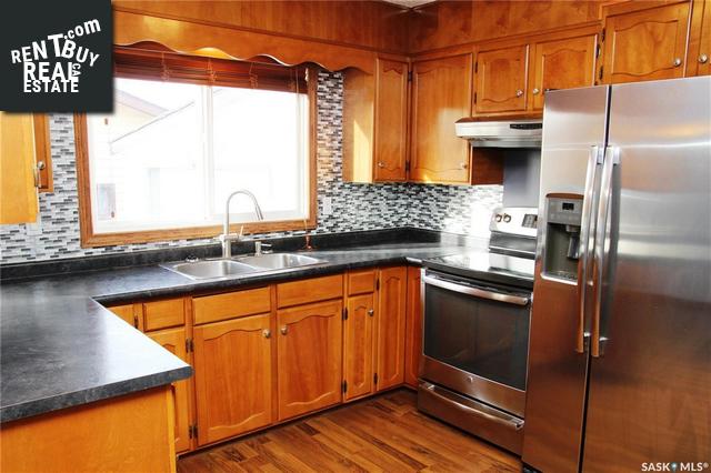 Property 125 Sylvite Cres main img