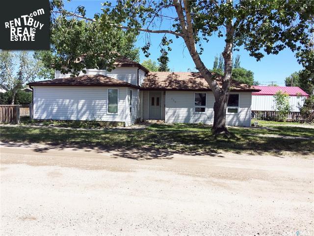 Property 209 1st St E main img