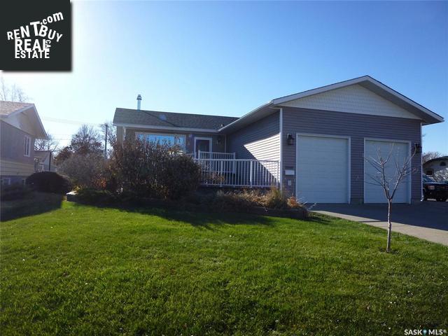 Property 7345 8th Ave main img