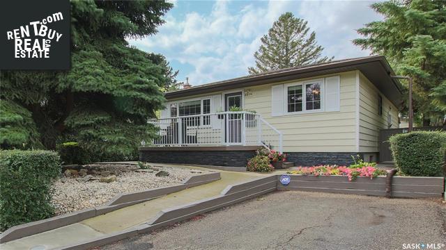Property 2534 Pasqua St main img