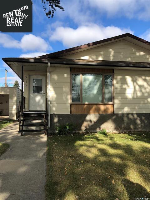 Property 215 Maple St main img