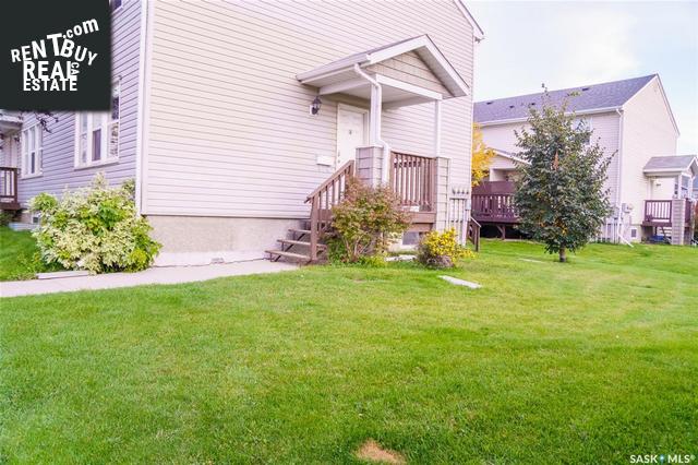 Property 18 210 Camponi Pl main img