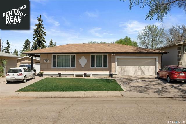 Property 604 Inver Cres E main img