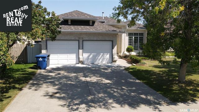 Property 219 Steiger Crescent main img