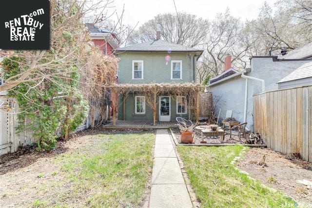 Property 105 11th Street E main img