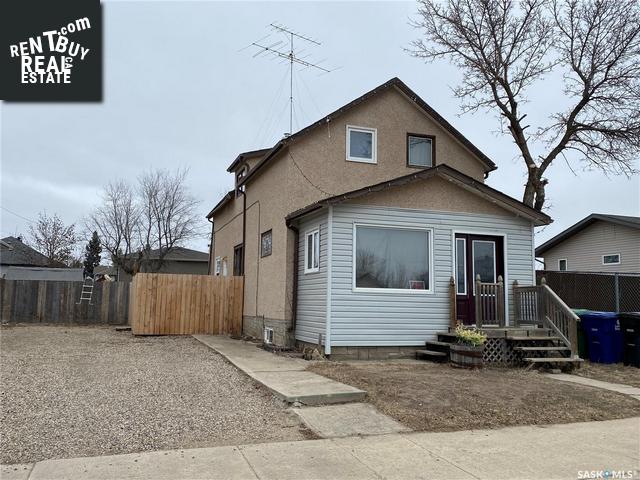 Property 103 5th Avenue E img1
