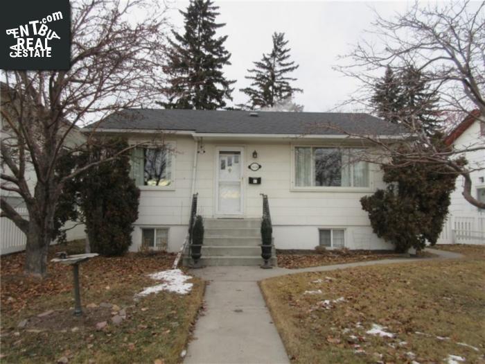 Property 1834 Westmount Bv Nw main img