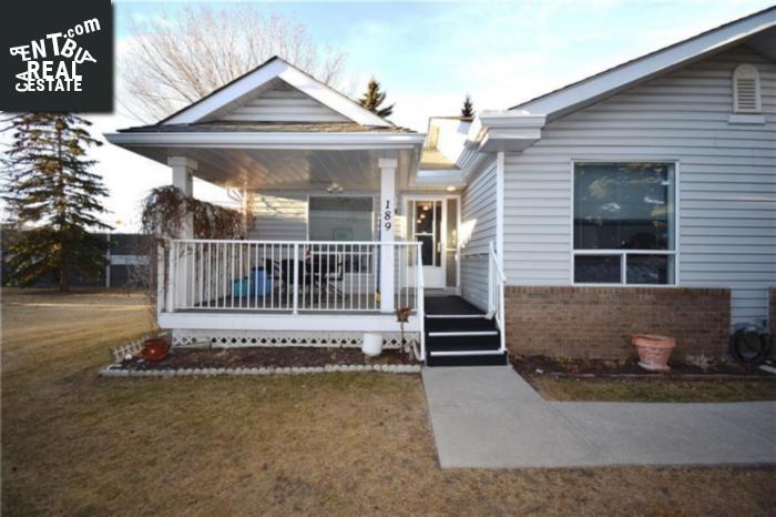 Property 189 Macewan Ridge Vi Nw main img