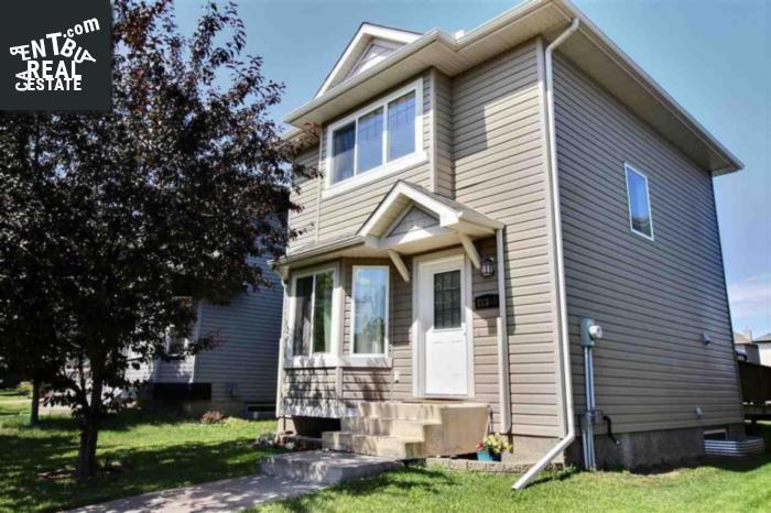 Property 21340 90 Av Nw main img