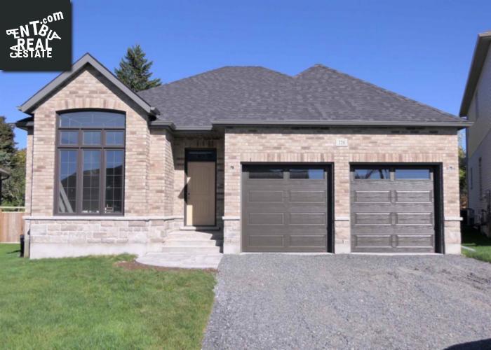 Property 226 Pauline Tom Ave main img