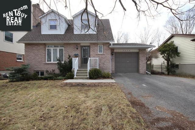 Property 1049 Bauder Cres main img