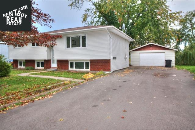Property 22-24 Point Park Dr main img