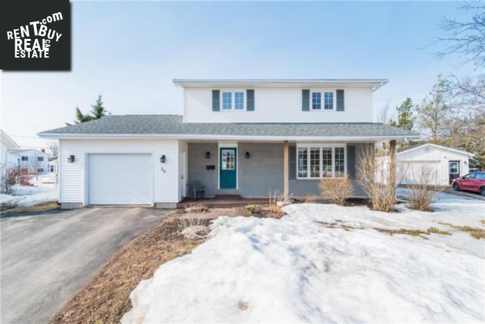 Property 30 Hanbury Cres main img