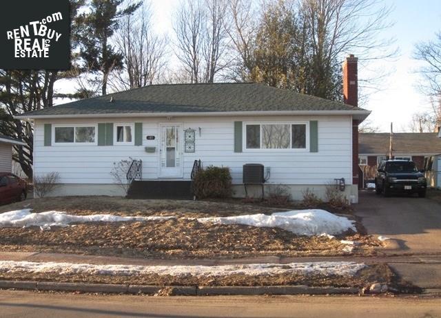 Property 147 Bessborough Ave main img