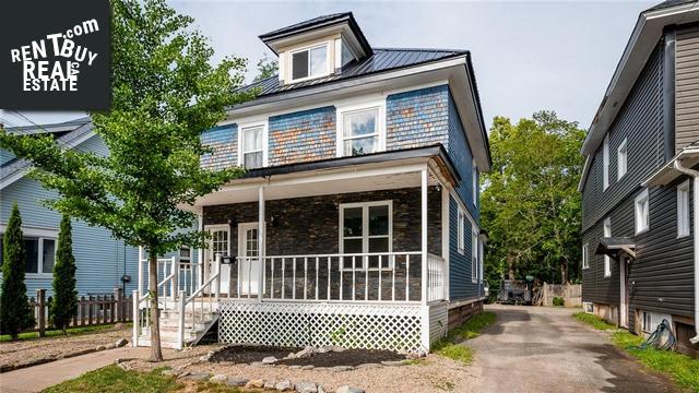 Property 249 Weldon St main img