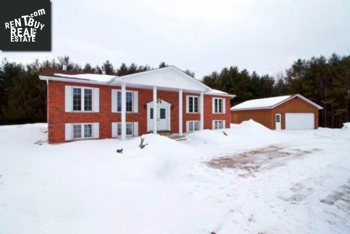 Property 2192 Wainman Line main img